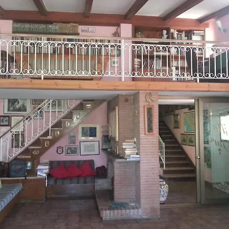 Clara Tivoli